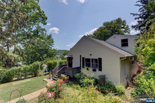 34 N Railroad, Mahwah, NJ, 07430 | Card Image