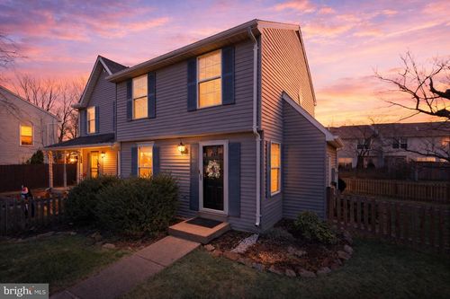 1011 Nelson Ct Ne, LEESBURG, VA, 20176-4511 | Card Image