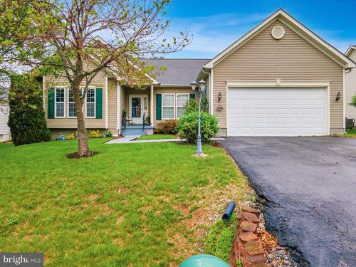 540 Hogan Dr, MARTINSBURG, WV, 25405-6391 | Card Image