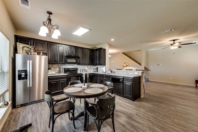 906 Chaparral Trl, Home with 3 bedrooms, 3 bathrooms and null parking in Midlothian TX | Image 14