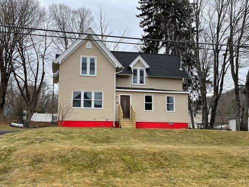 59 High St, Warren, MA, 01083-7910 | Card Image