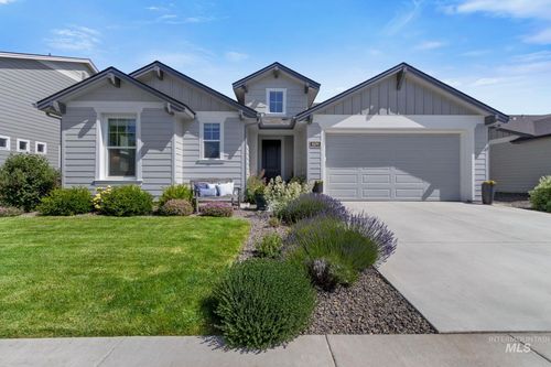 5570 W Hopwood St, Boise, ID, 83714-1838 | Card Image