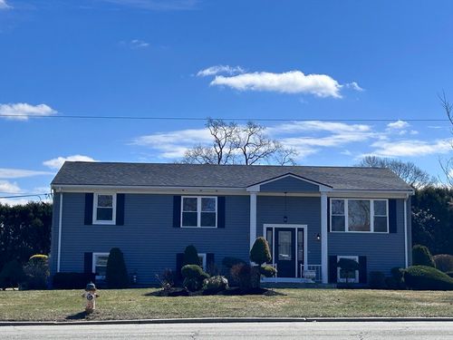 585 N Eastern Ave, Fall River, MA, 02720 | Card Image