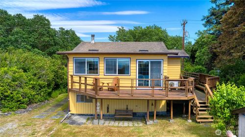 669 Marine Dr, Point Roberts, WA, 98281-8601 | Card Image