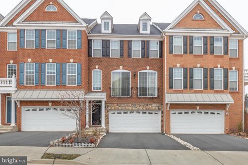 23377 Lewis Hunt Sq, ASHBURN, VA, 20148-7476 | Card Image