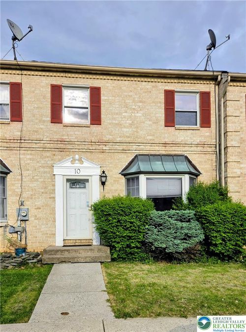 10 Lincoln Place, Whitehall Twp, PA, 18052 | Card Image