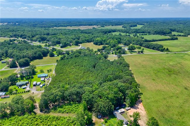 1024 Tornado Rd, House other with 4 bedrooms, 2 bathrooms and null parking in Honea Path SC | Image 47