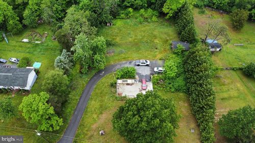 71 Bennett Ln, Berkeley Springs, WV, 25411-4713 | Card Image