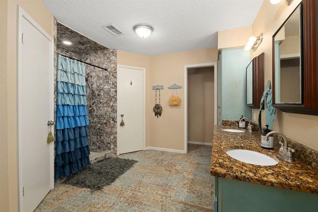 Primary Bath | Image 14