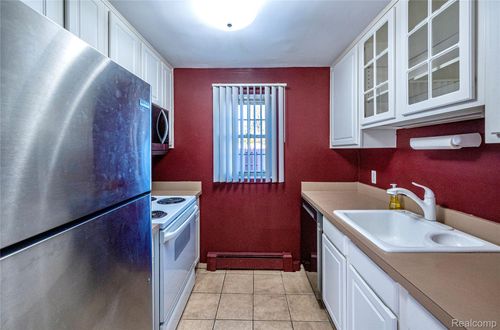 7-2344 W 14 Mile Rd, Royal Oak, MI, 48073-1309 | Card Image