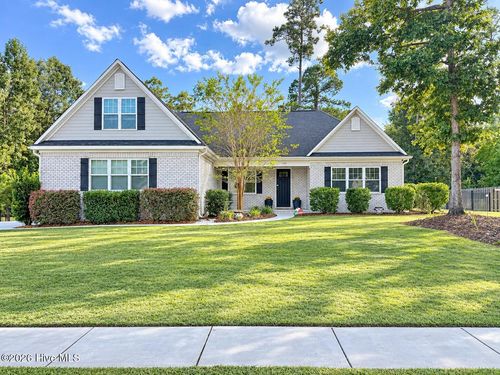 646 Crown Pointe Dr, Hampstead, NC, 28443-4057 | Card Image