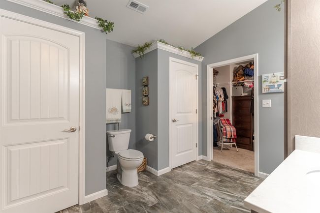 B - 5322 Dauby Dr, Condo with 3 bedrooms, 2 bathrooms and null parking in Evansville IN | Image 27