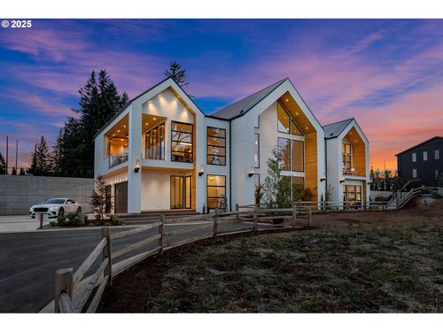 4537 Nw 71st Ave, Camas, WA, 98607-8575 | Card Image