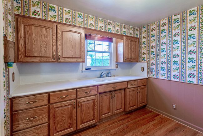 Kitchen View | Image 6