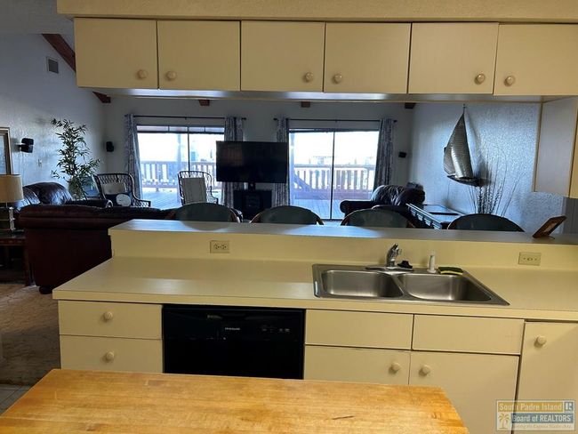 602 Windward Dr, House other with 3 bedrooms, 3 bathrooms and 2 parking in Port Isabel TX | Image 10