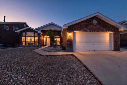 9309 Holm Bursun Dr Nw, Albuquerque, NM, 87114-5314 | Card Image