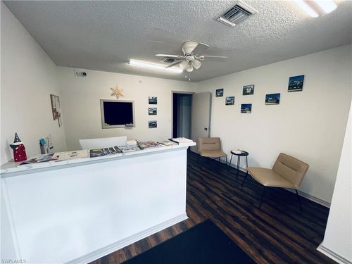ste-4-12155 Metro Pkwy, FORT MYERS, FL, 33966-1332 | Card Image