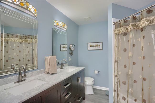 135 Linden Ct, Condo with 3 bedrooms, 3 bathrooms and 2 parking in Seven Fields PA | Image 31
