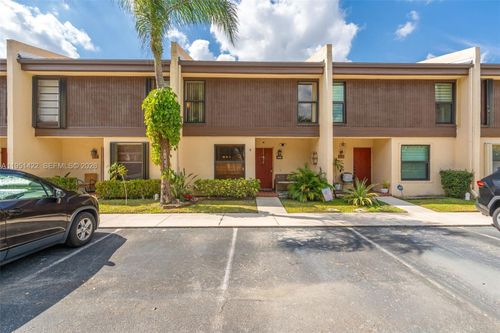 66-1210 Nw 99th Ave, Pembroke Pines, FL, 33024-4350 | Card Image