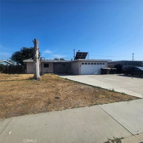 9892 Chanticleer, Anaheim, CA, 92804 | Card Image