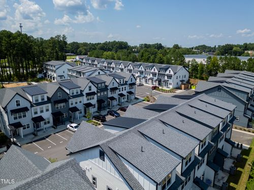 102-and-104-4820 Gossamer Ln, Raleigh, NC, 27616-3919 | Card Image