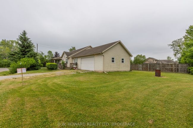 3224 Thunder Bay Rd, House other with 4 bedrooms, 3 bathrooms and 4 parking in Ridgeway ON | Image 6