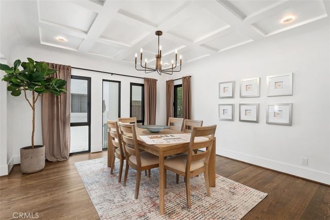 BOTTOM UNIT DINING ROOM | Image 10