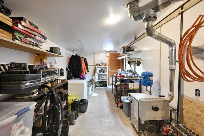 Utility Room | Image 32