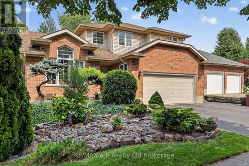 72 Indian Road, Woodstock (Woodstock - North), ON, N4T1R5 | Card Image