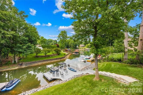 2474 Green Point Ln, Denver, NC, 28037-9430 | Card Image