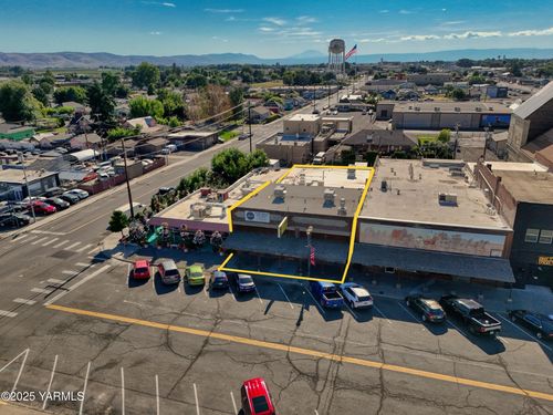 222 S Toppenish Ave, Toppenish, WA, 98948-1659 | Card Image