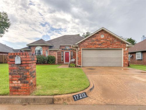 17213 Sunny Hollow Rd, Edmond, OK, 73012-6769 | Card Image
