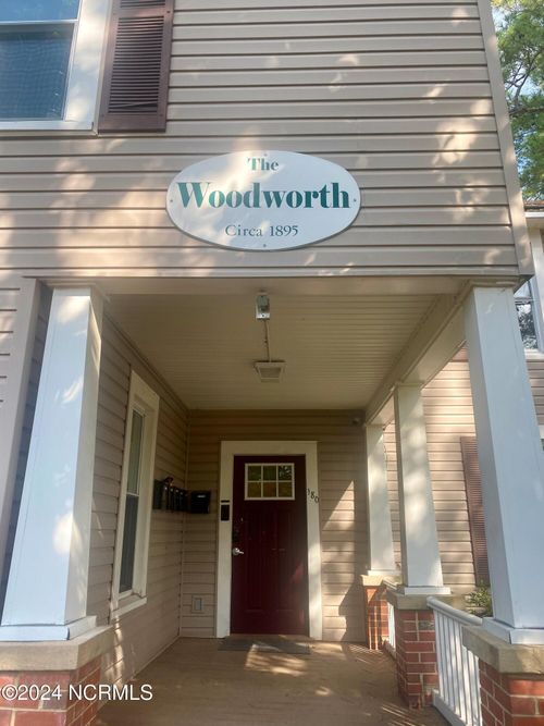 2-180 N Bennett St, Southern Pines, NC, 28387-4824 | Card Image