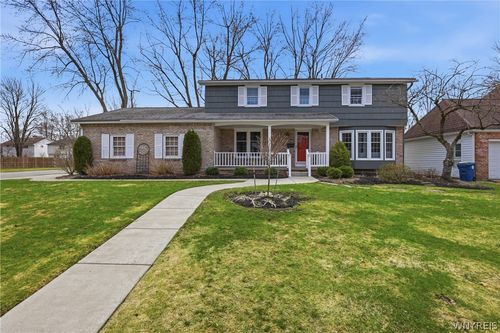 95 Autumnview Rd, Amherst, NY, 14221-1601 | Card Image