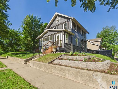 1101 S Center Ave Avenue, Sioux Falls, SD, 57105 | Card Image