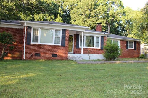 2710 Tallu Rd, Charlotte, NC, 28269-4630 | Card Image
