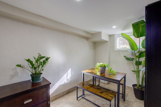 20 Laverne Ave, House other with 4 bedrooms, 2 bathrooms and 5 parking in Guelph ON | Image 23