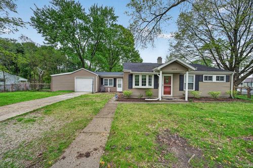 3219 Mckinley Ave, South Bend, IN, 46615-3131 | Card Image