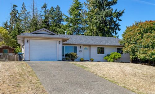587 Castle Way, Parksville, BC, V9P2R1 | Card Image