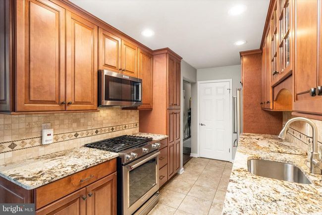 5 Danielle Ct, Townhouse with 3 bedrooms, 3 bathrooms and null parking in Lawrence NJ | Image 13