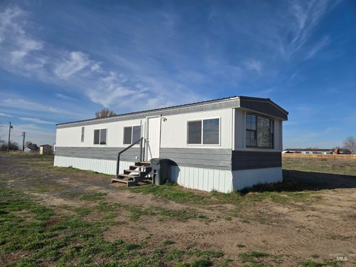 2910 S 1300 E, Hagerman, ID, 83332-5884 | Card Image