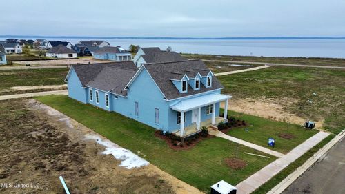 1013 Crepe Myrtle Dr, Brandon, MS, 39047-1803 | Card Image