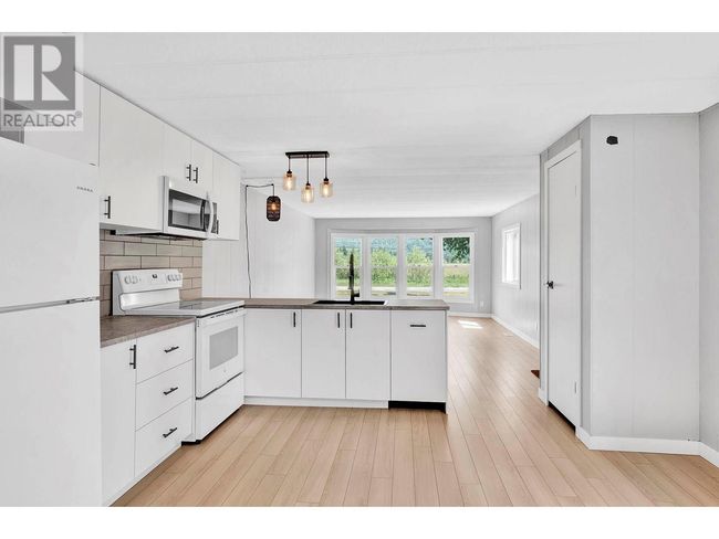 14 - 851 Old North Thompson Highway, House other with 2 bedrooms, 1 bathrooms and 2 parking in Clearwater BC | Image 5