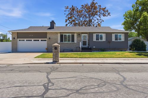 1719 12050, Riverton, UT, 84065-7522 | Card Image