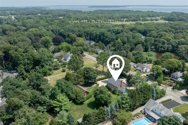 945 New Suffolk Ave, House other with 4 bedrooms, 4 bathrooms and null parking in Mattituck NY | Image 21