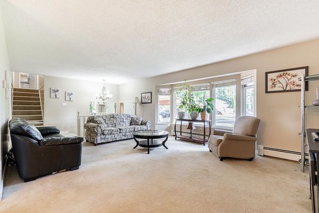 15045 92 Avenue, House other with 4 bedrooms, 3 bathrooms and 12 parking in Surrey BC | Image 11