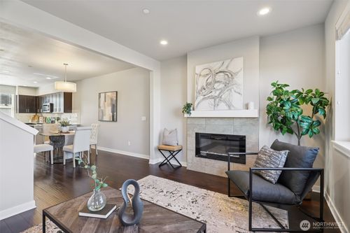 c2-3230 148th St Sw, Lynnwood, WA, 98087-5812 | Card Image