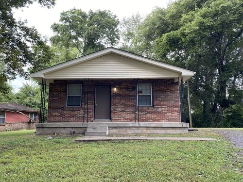 222 N 11th St, CLARKSVILLE, TN, 37040-3380 | Card Image