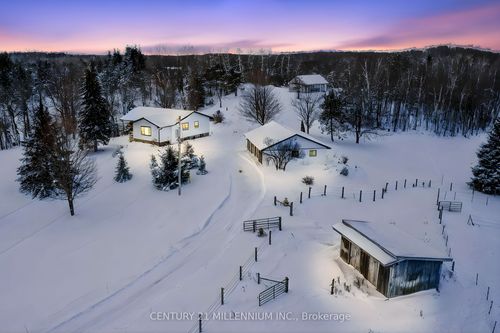 715188 1st Line E, Mono, ON, L9W5T7 | Card Image