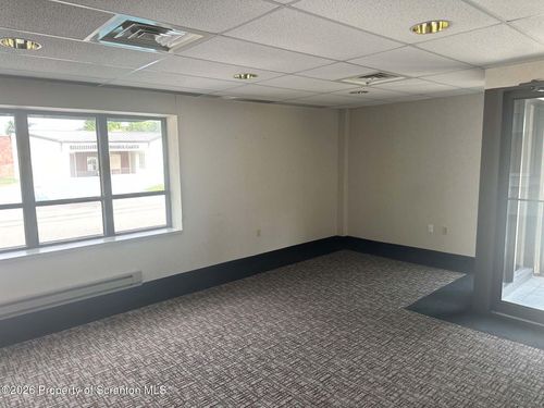 390 Pierce St, Kingston, PA, 18704-5532 | Card Image